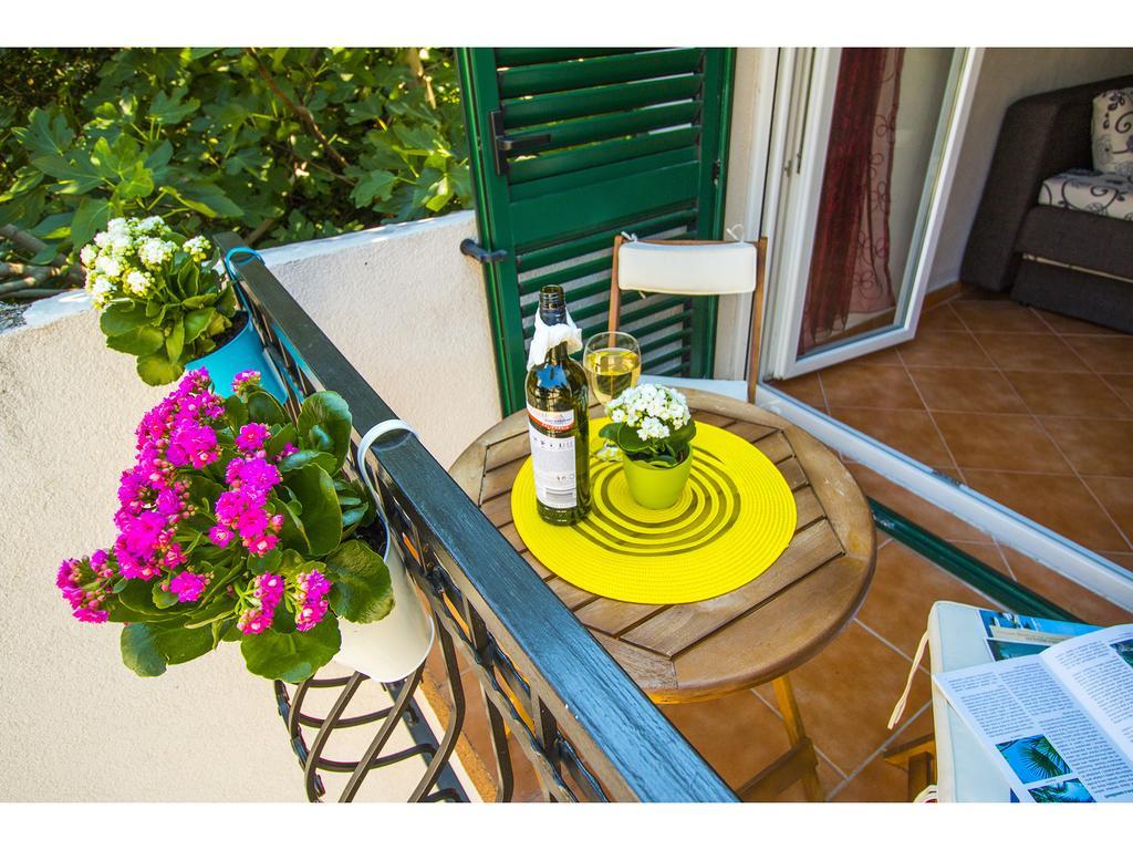 Apartments Cambi Kaštela Стая снимка