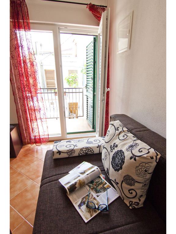 Apartments Cambi Kaštela Екстериор снимка