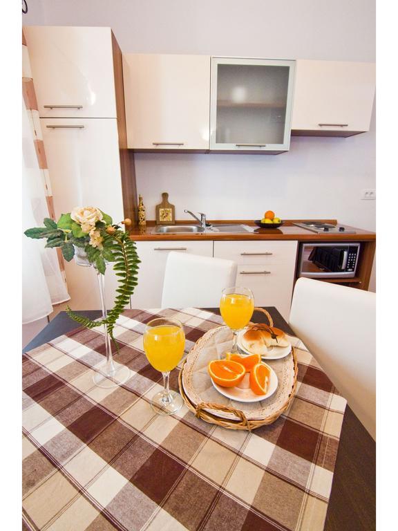 Apartments Cambi Kaštela Екстериор снимка