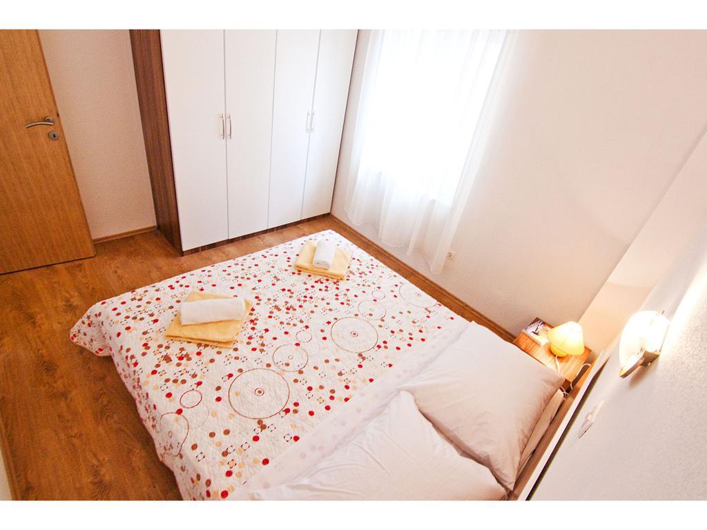Apartments Cambi Kaštela Екстериор снимка