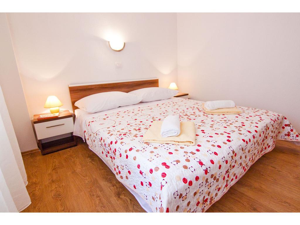 Apartments Cambi Kaštela Екстериор снимка
